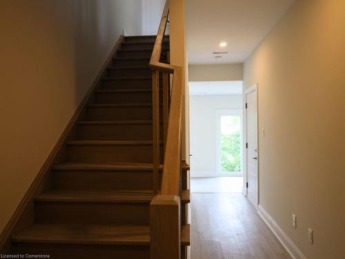 69 Fernridge Common, St. Catharines, ON - Indoor Photo Showing Other Room