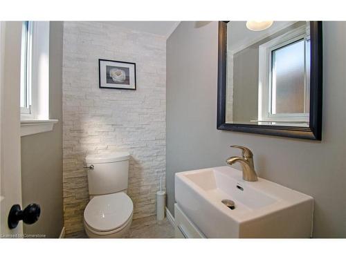 164 Mcmurchy Avenue S, Brampton, ON - Indoor Photo Showing Bathroom