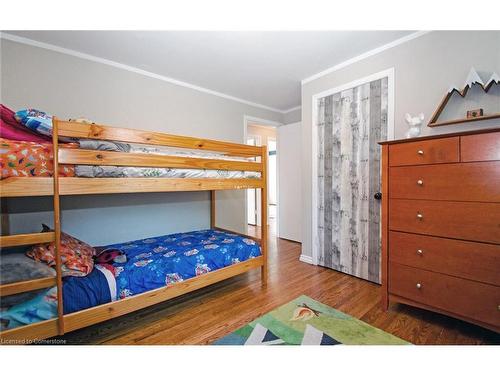 164 Mcmurchy Avenue S, Brampton, ON - Indoor Photo Showing Bedroom