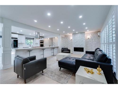 2037 Lynchmere Avenue, Mississauga, ON - Indoor Photo Showing Living Room With Fireplace