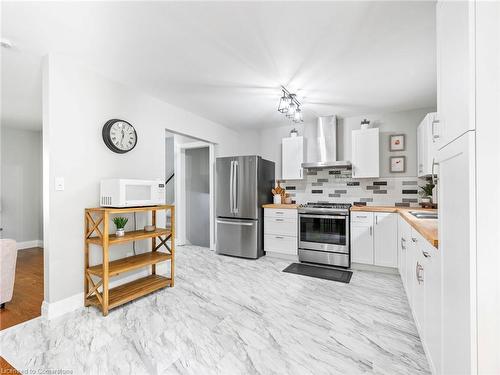 633 Main Street East, Shelburne, ON - Indoor Photo Showing Kitchen