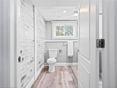 633 Main Street East, Shelburne, ON - Indoor Photo Showing Bathroom