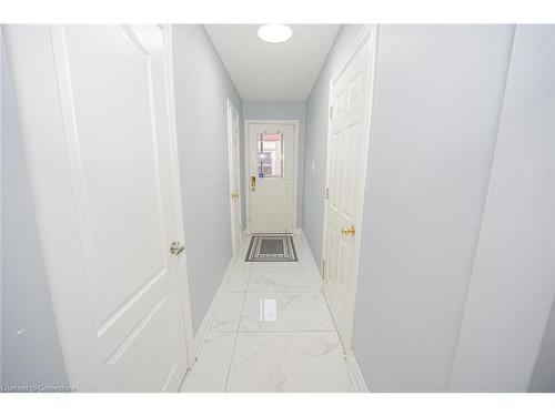 58 Blackthorn Lane, Peel, ON - Indoor Photo Showing Other Room