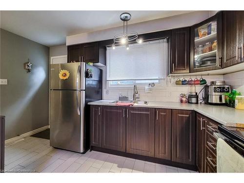 26-62 Riverdale Drive, Hamilton, ON - Indoor Photo Showing Kitchen With Stainless Steel Kitchen