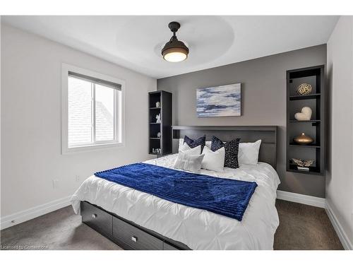 937 Lennon Way, London, ON - Indoor Photo Showing Bedroom