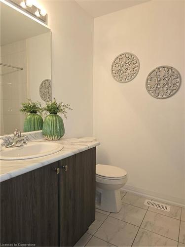 49 Koda Street, Simcoe, ON - Indoor Photo Showing Bathroom