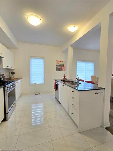 49 Koda Street, Simcoe, ON - Indoor Photo Showing Kitchen