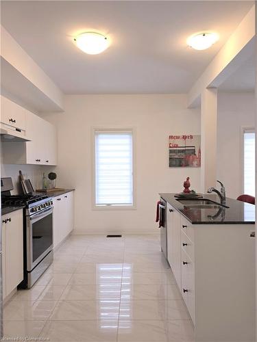 49 Koda Street, Simcoe, ON - Indoor Photo Showing Kitchen