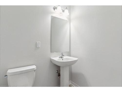 108 Yale Drive, Hamilton, ON - Indoor Photo Showing Bathroom