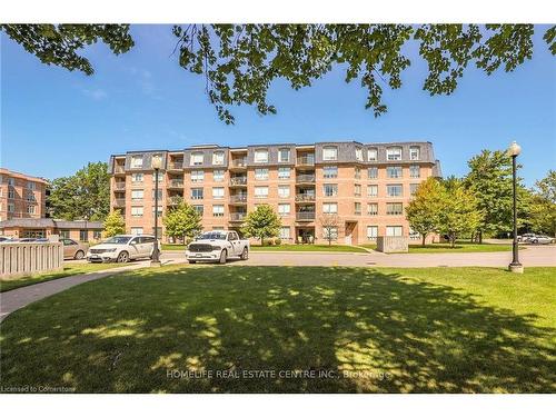 117-8111 Forest Glen Drive, Niagara Falls, ON 