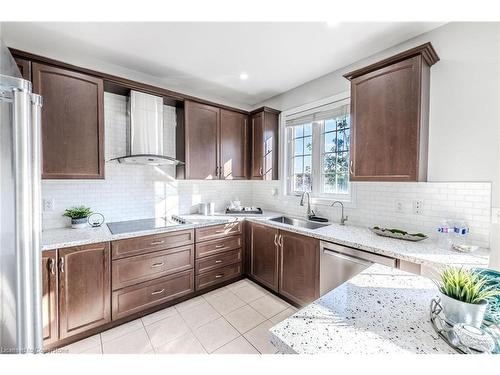 46 Goldsboro Road, Brampton, ON - Indoor Photo Showing Kitchen