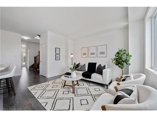 80 Selection Heights, Thorold, ON - Indoor Photo Showing Living Room