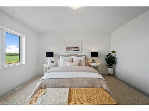 80 Selection Heights, Thorold, ON - Indoor Photo Showing Bedroom