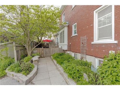 66 Agnes Street, Kitchener, ON - Outdoor