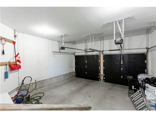 1337 Medway Park Drive, London, ON - Indoor Photo Showing Garage