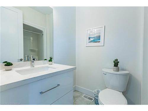 1337 Medway Park Drive, London, ON - Indoor Photo Showing Bathroom