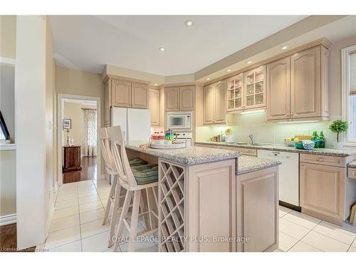 26-2175 Stavebank Road, Mississauga, ON - Indoor Photo Showing Kitchen