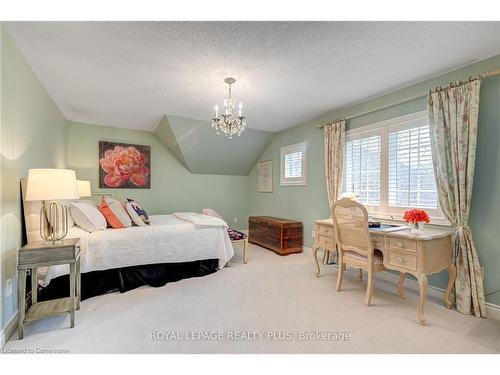 26-2175 Stavebank Road, Mississauga, ON - Indoor Photo Showing Bedroom