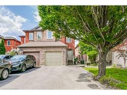 3857 Foxborough Trail  Mississauga, ON L5N 7W3