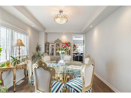 63 Goodall Court Court, Fergus, ON - Indoor Photo Showing Dining Room