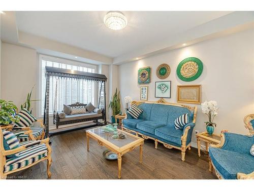 63 Goodall Court Court, Fergus, ON - Indoor Photo Showing Living Room