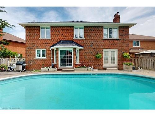 5270 Giacco Court, Mississauga, ON 