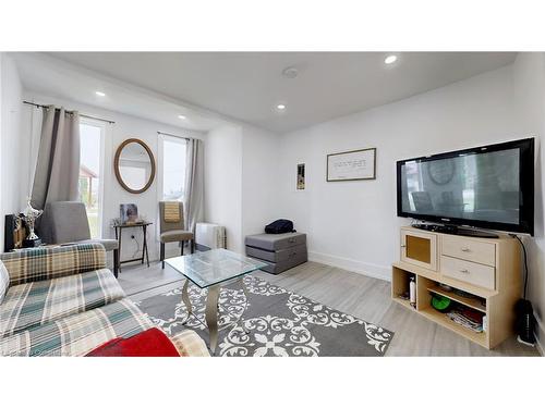 26 Metcalfe Street, Quinte West, ON - Indoor Photo Showing Living Room