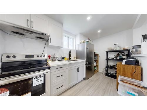 26 Metcalfe Street, Quinte West, ON - Indoor Photo Showing Kitchen