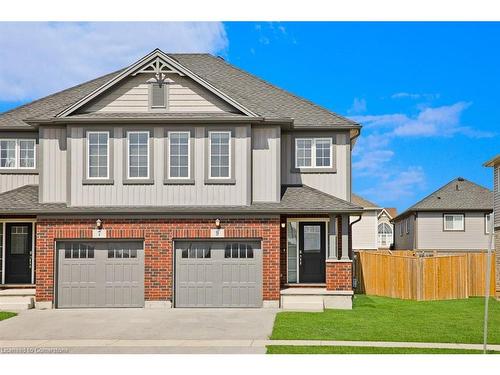 9 Hawthorn Avenue, Thorold, ON - Outdoor With Facade