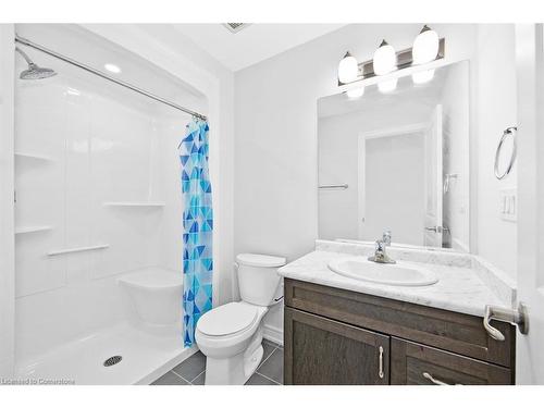 9 Hawthorn Avenue, Thorold, ON - Indoor Photo Showing Bathroom