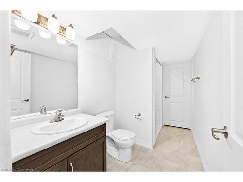 9 Hawthorn Avenue, Thorold, ON - Indoor Photo Showing Bathroom