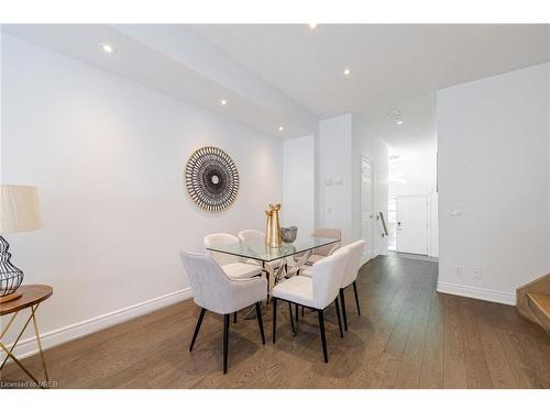 417 Athabasca Common, Oakville, ON - Indoor Photo Showing Dining Room