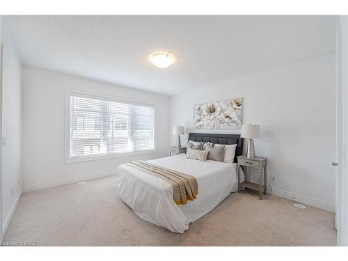 417 Athabasca Common, Oakville, ON - Indoor Photo Showing Bedroom