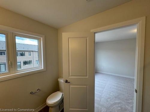 09-15 Blacklock Street Street, Cambridge, ON - Indoor Photo Showing Bathroom