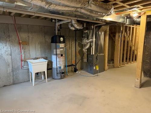 09-15 Blacklock Street Street, Cambridge, ON - Indoor Photo Showing Basement