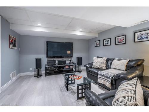 356 Delrex Boulevard, Halton, ON - Indoor