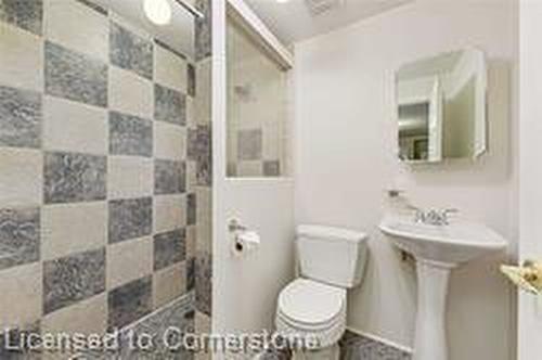 Bsmt-1935 Romina Court, Innisfil, ON - Indoor Photo Showing Bathroom