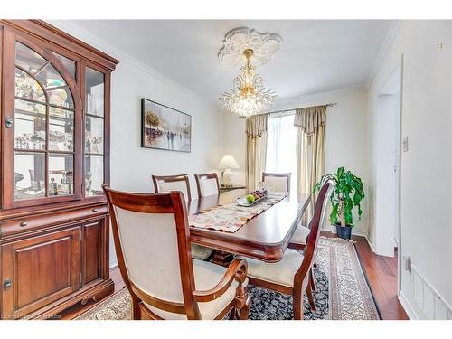 1220 Old Oak Drive, Oakville, ON - Indoor Photo Showing Dining Room