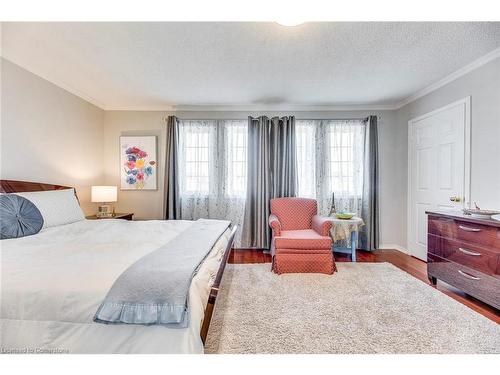 1220 Old Oak Drive, Oakville, ON - Indoor Photo Showing Bedroom