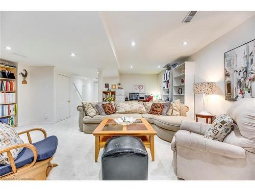 1220 Old Oak Drive, Oakville, ON - Indoor Photo Showing Living Room