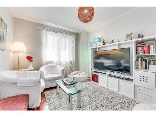 1220 Old Oak Drive, Oakville, ON - Indoor Photo Showing Living Room