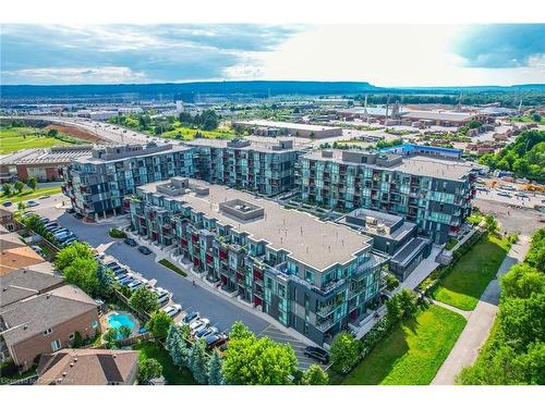 A527-5230 Dundas Street, Burlington, ON - Outdoor With View