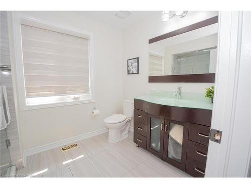 5 Crowsnest Crescent, Brampton, ON - Indoor Photo Showing Bathroom