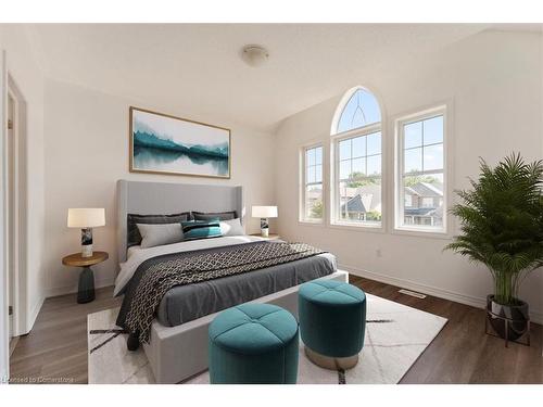 9175 White Oak Avenue, Niagara Falls, ON - Indoor Photo Showing Bedroom