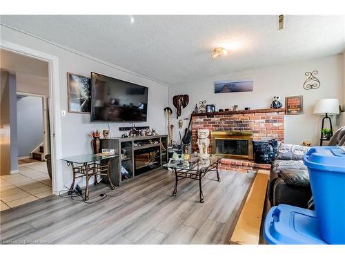 2 1/2 Leaside Drive, St. Catharines, ON - Indoor Photo Showing Living Room With Fireplace