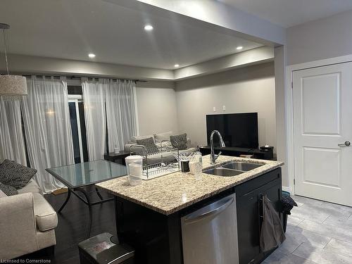 795 Freeport Street, London, ON - Indoor Photo Showing Kitchen With Double Sink