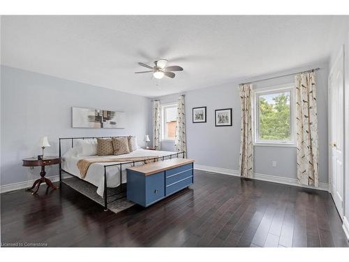 6981 Elliott Parliament Street, Mississauga, ON - Indoor Photo Showing Bedroom