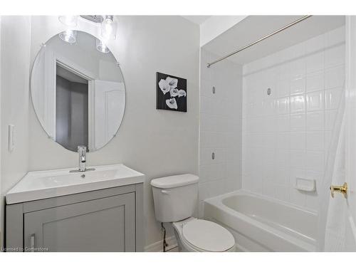 6981 Elliott Parliament Street, Mississauga, ON - Indoor Photo Showing Bathroom