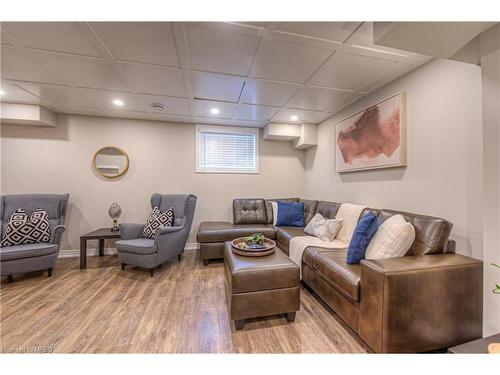 380 Threshing Mill Boulevard, Oakville, ON - Indoor Photo Showing Basement