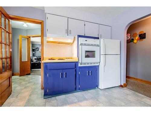 433 Bell Street, Port Colborne, ON - Indoor Photo Showing Kitchen